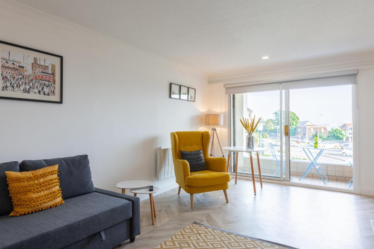 Hame By The Sea Apartment Largs Exterior foto